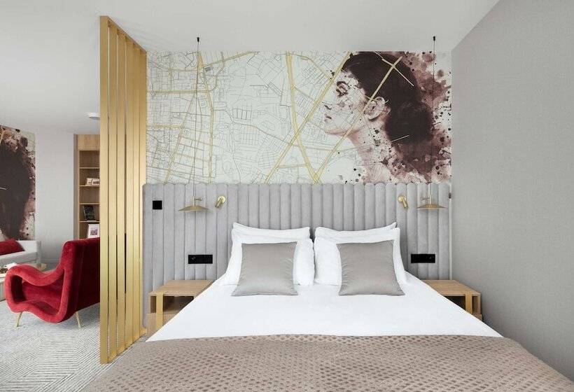 家庭间, Royal Tulip Warsaw Centre