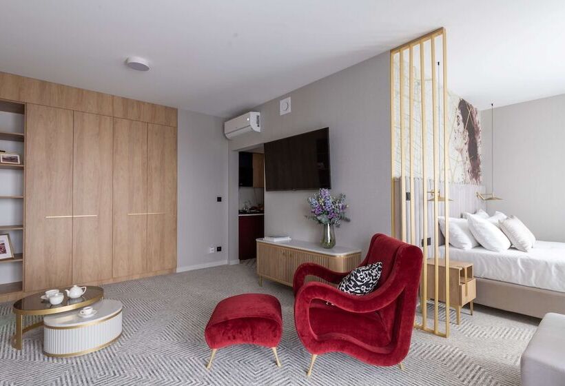 Семейный Номер, Royal Tulip Warsaw Centre