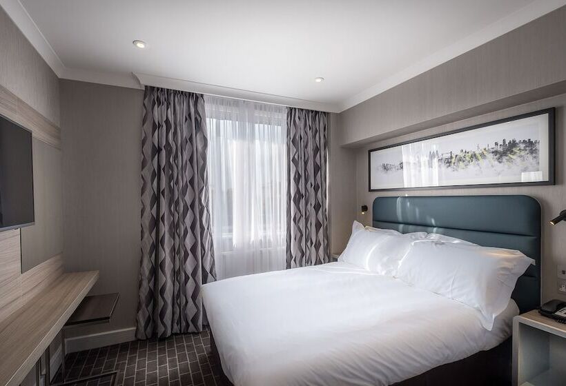 スタンダードルーム, City Sleeper At Royal National