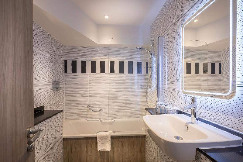 スタンダードルーム, City Sleeper At Royal National