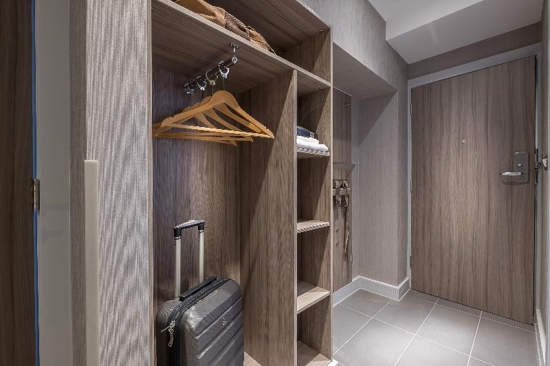 スタンダードルーム, City Sleeper At Royal National