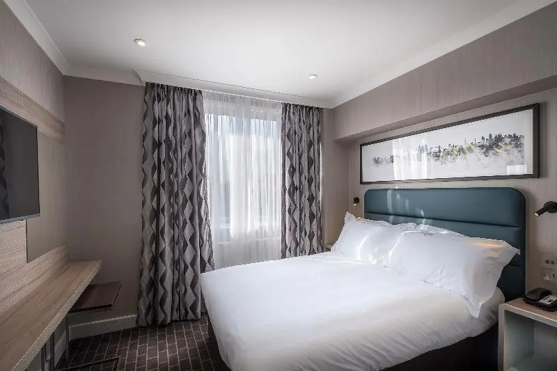 スタンダードルーム, City Sleeper At Royal National