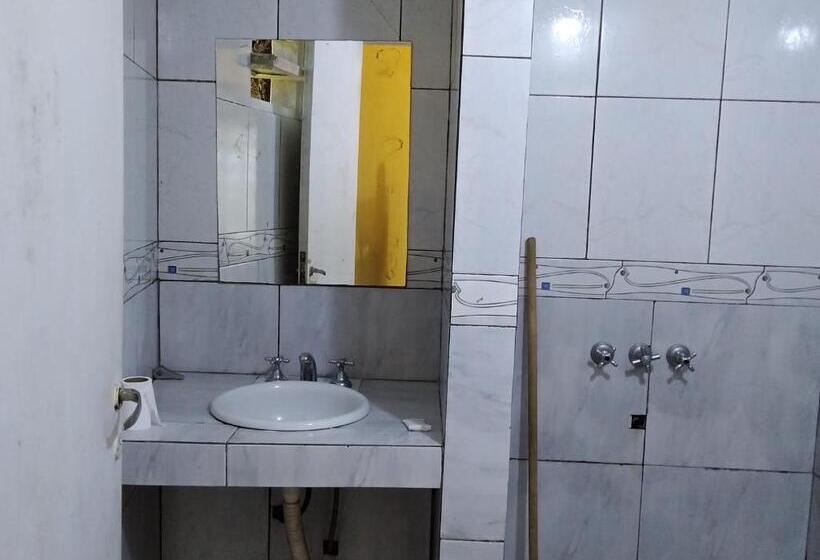 غرفة عائلية, Sweet Guest House