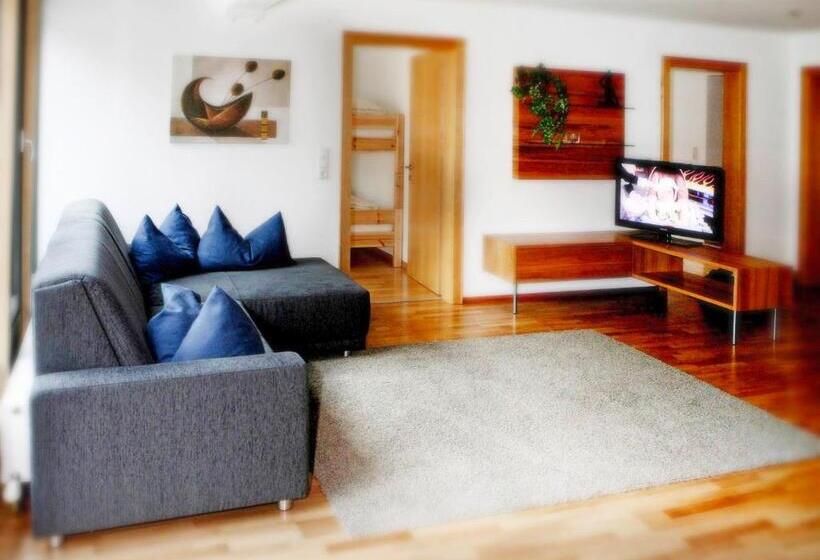 شقة 3 غرف, Garni Madrisa