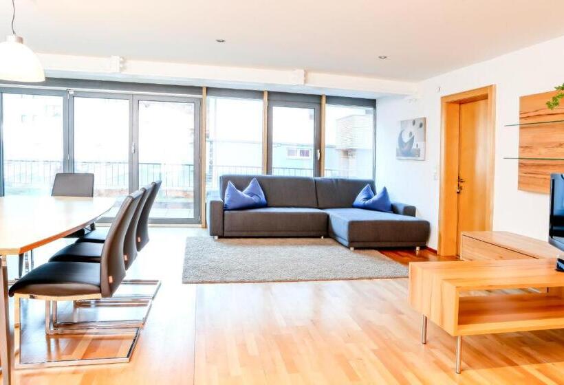 شقة 3 غرف, Garni Madrisa