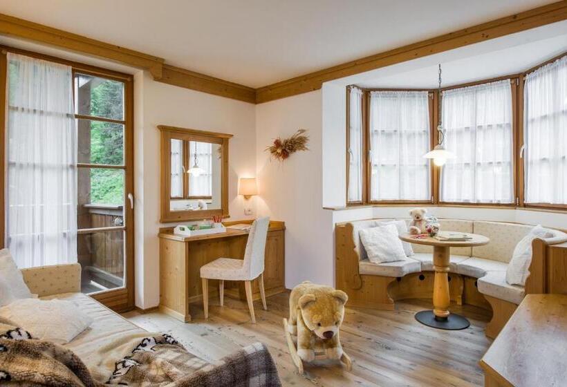 غرفة سوبيريور مزودة بشرفة, Bio Hotel Hermitage