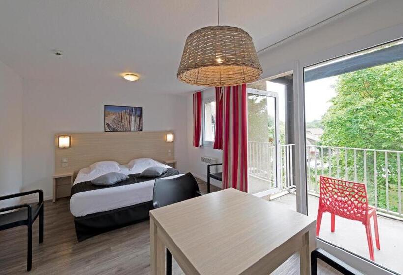 带双人床的标准工作室, Hippotel