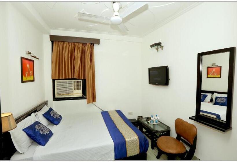 חדר אקונומי, Airport Hotel The R Blues New Delhi