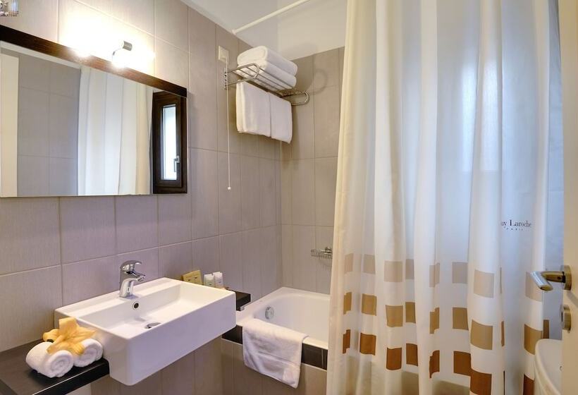 شقة غرفة واحدة, Byzantinon