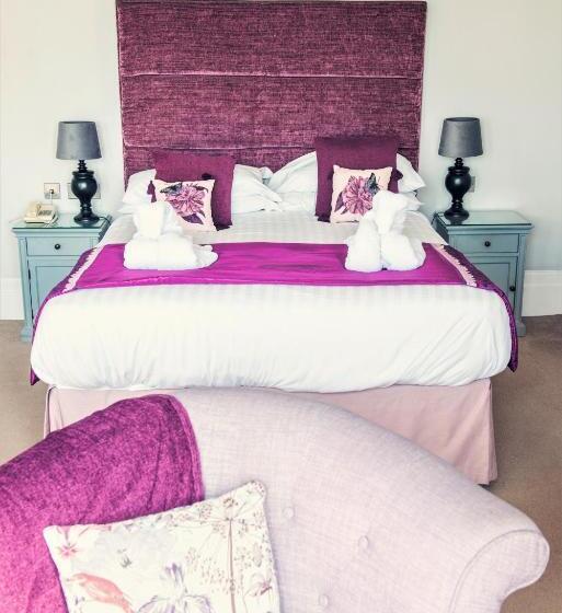 Номер Стандарт, Clifton Arms