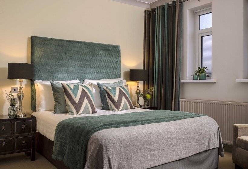 Классический Номер, Clifton Arms