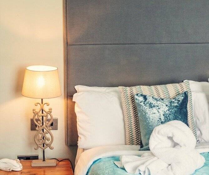 Классический Номер, Clifton Arms