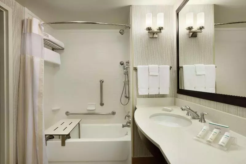 Junior Suite King Bed