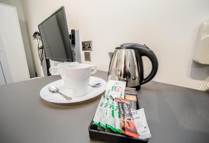 חדר אקונומי, Huddersfield Central Lodge