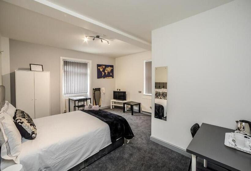 חדר דלוקס, Huddersfield Central Lodge