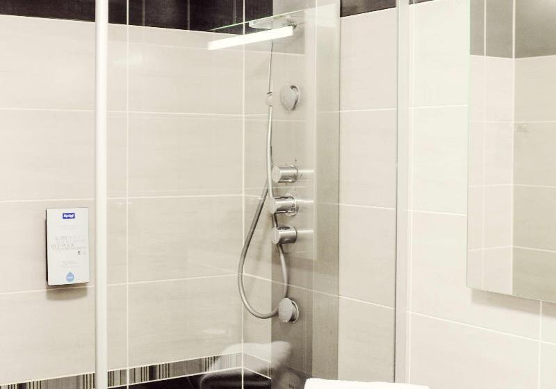 غرفة قياسية, Kyriad Auray