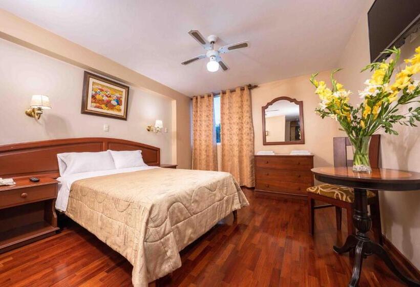 Номер Стандарт, Manhattan Inn Airport