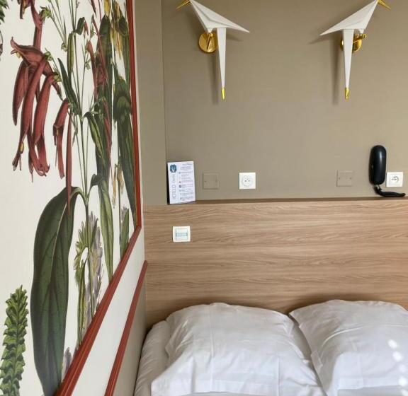 标准单人间, O Lyon Charite