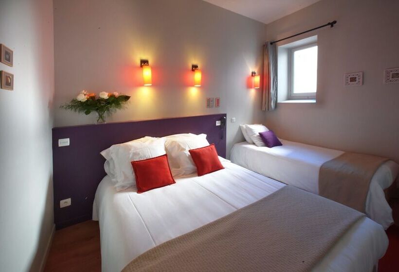 标准三人间, O Lyon Charite