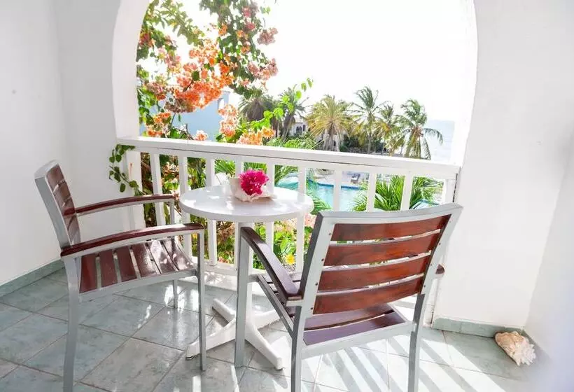 اتاق استاندارد با چشم‌انداز دریا, Ocean Point Beach Resort & Spa Adults Only