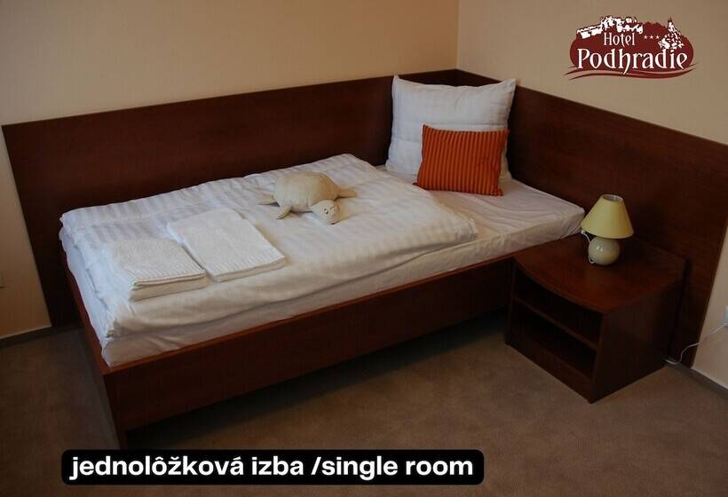 غرفة قياسية فردية, Podhradie