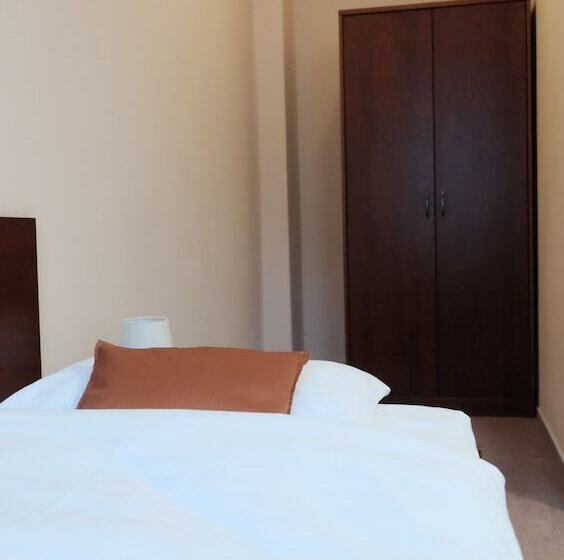 غرفة قياسية, Podhradie