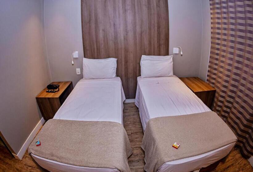 デラックスルーム, The