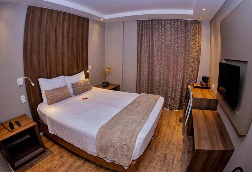 デラックスルーム, The