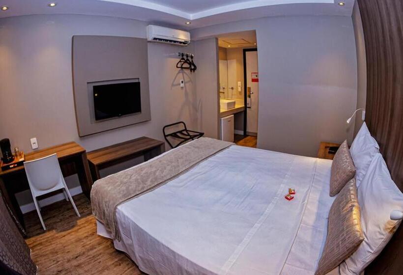 デラックスルーム, The