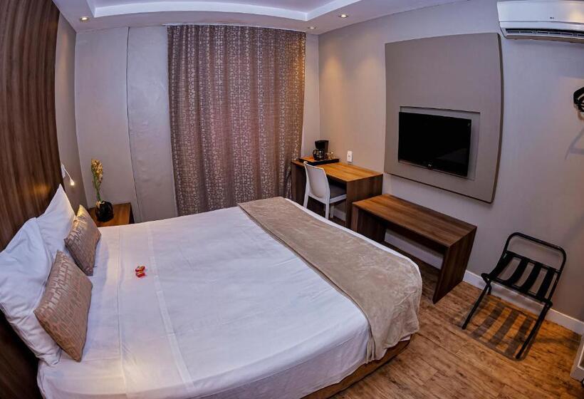 デラックスルーム, The