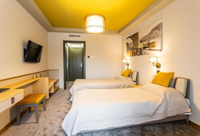 Номер Стандарт с Балконом, Visegrád