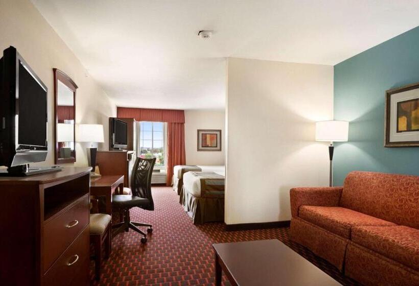 סוויטה, Wingate By Wyndham San Marcos