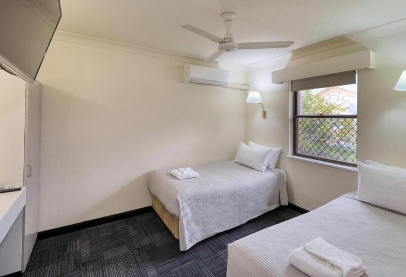 اتاق استاندارد سه نفره, The Palms Dubbo