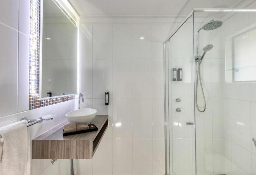 اتاق استاندارد سه نفره, The Palms Dubbo