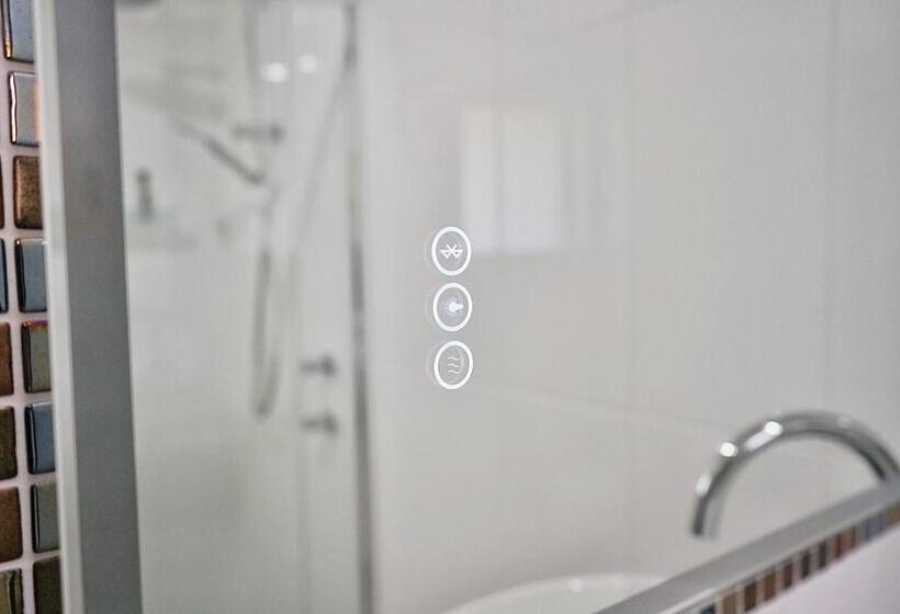 سوییت لوکس, The Palms Dubbo