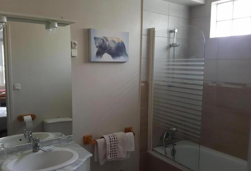 스탠다드 룸, Hôtel Les Deux Cols