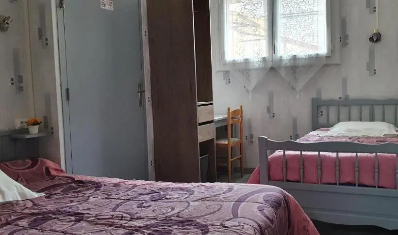 スタンダードトリプルルーム, Hôtel Les Deux Cols