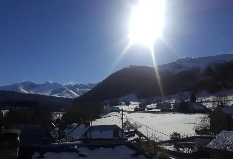 スタンダード4人部屋, Hôtel Les Deux Cols