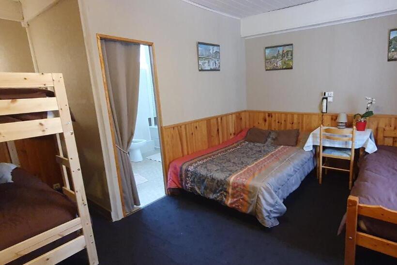 패밀리 룸, Hôtel Les Deux Cols