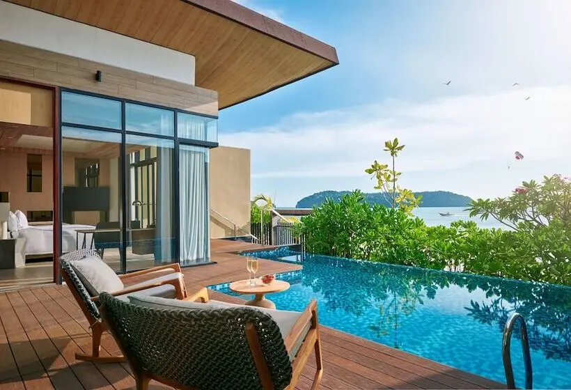 Villa 2 Makuuhuonetta Merinäkymä, Parkroyal Langkawi Resort
