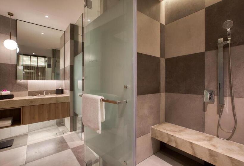 Номер Deluxe Кровать Кинг, Parkroyal Langkawi Resort