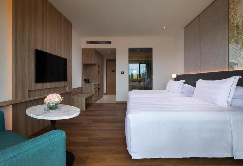 Номер Deluxe, Parkroyal Langkawi Resort