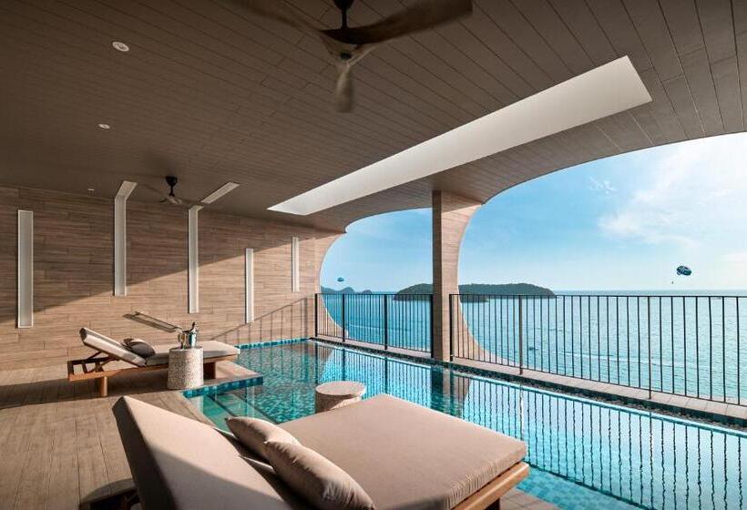Люкс, Parkroyal Langkawi Resort