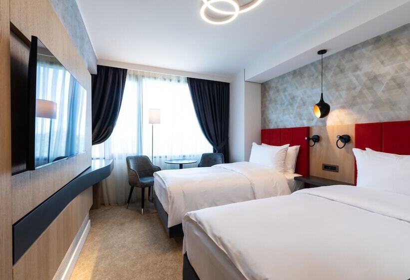 Номер Стандарт, Ramada By Wyndham Slatina Parc