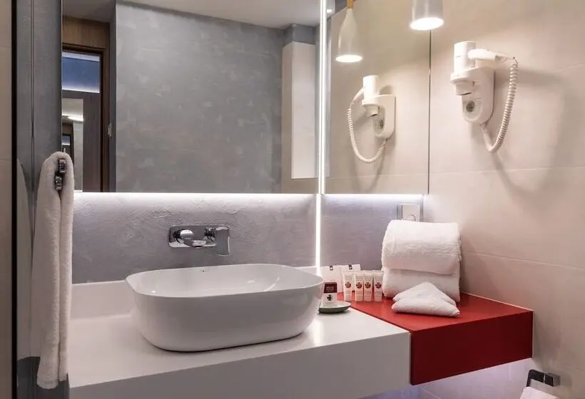 اتاق سوپریور, Ramada By Wyndham Slatina Parc