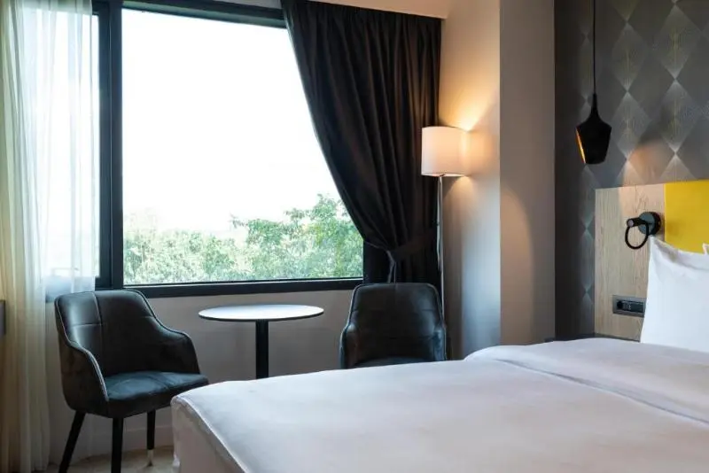اتاق استاندارد یک نفره, Ramada By Wyndham Slatina Parc