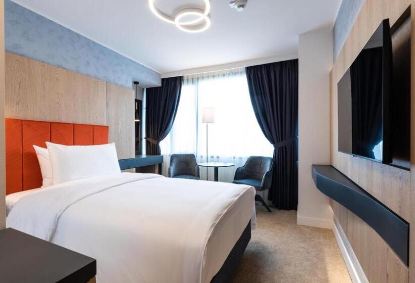 Номер Стандарт Индивидуальный, Ramada By Wyndham Slatina Parc