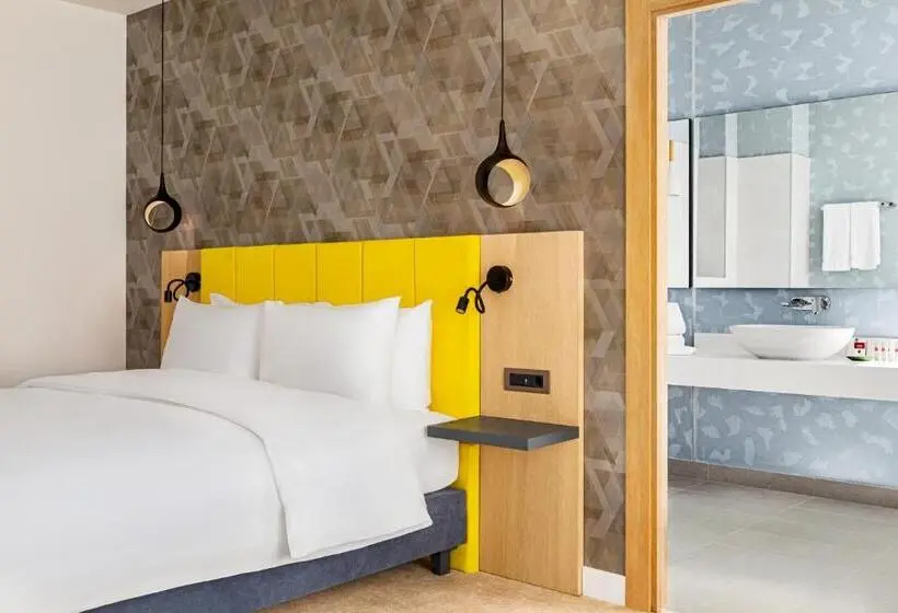 سوئیت اجرایی با تخت کینگ, Ramada By Wyndham Slatina Parc