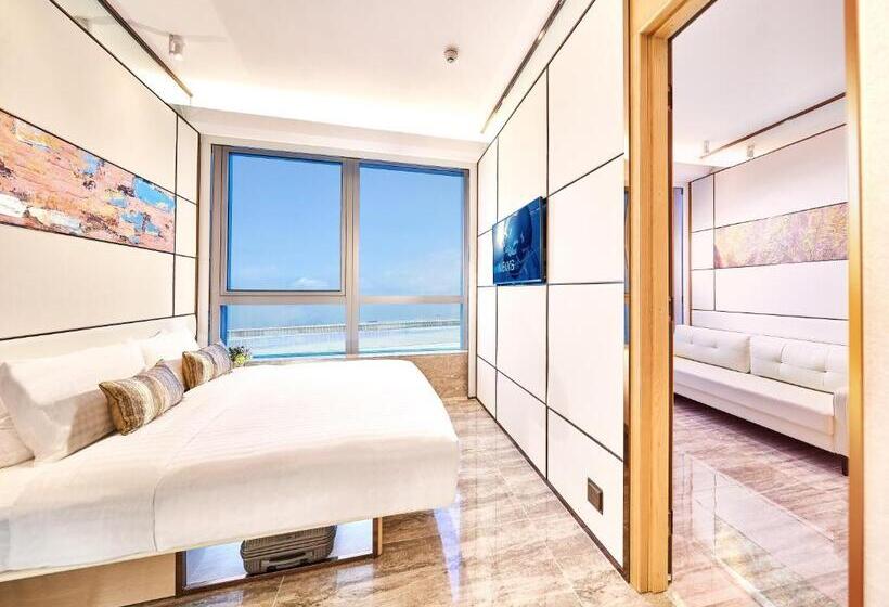 جناح مطلّ علي البحر, Regala Skycity