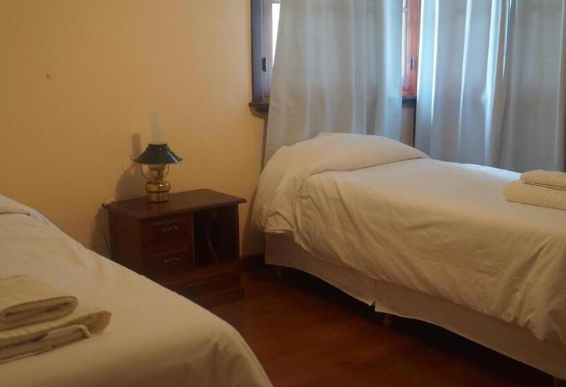 スタンダードバンガロー, Futalaufquen Hosteria